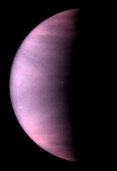 Venus cloud tops viewed by Hubble in ultraviolet light